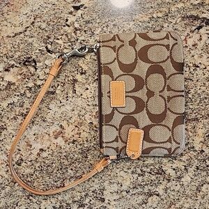 Coach Wristlet In Signature Canvas
